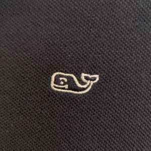 Vineyard Vines Navy Blue collar boy shirt. Size Medium.